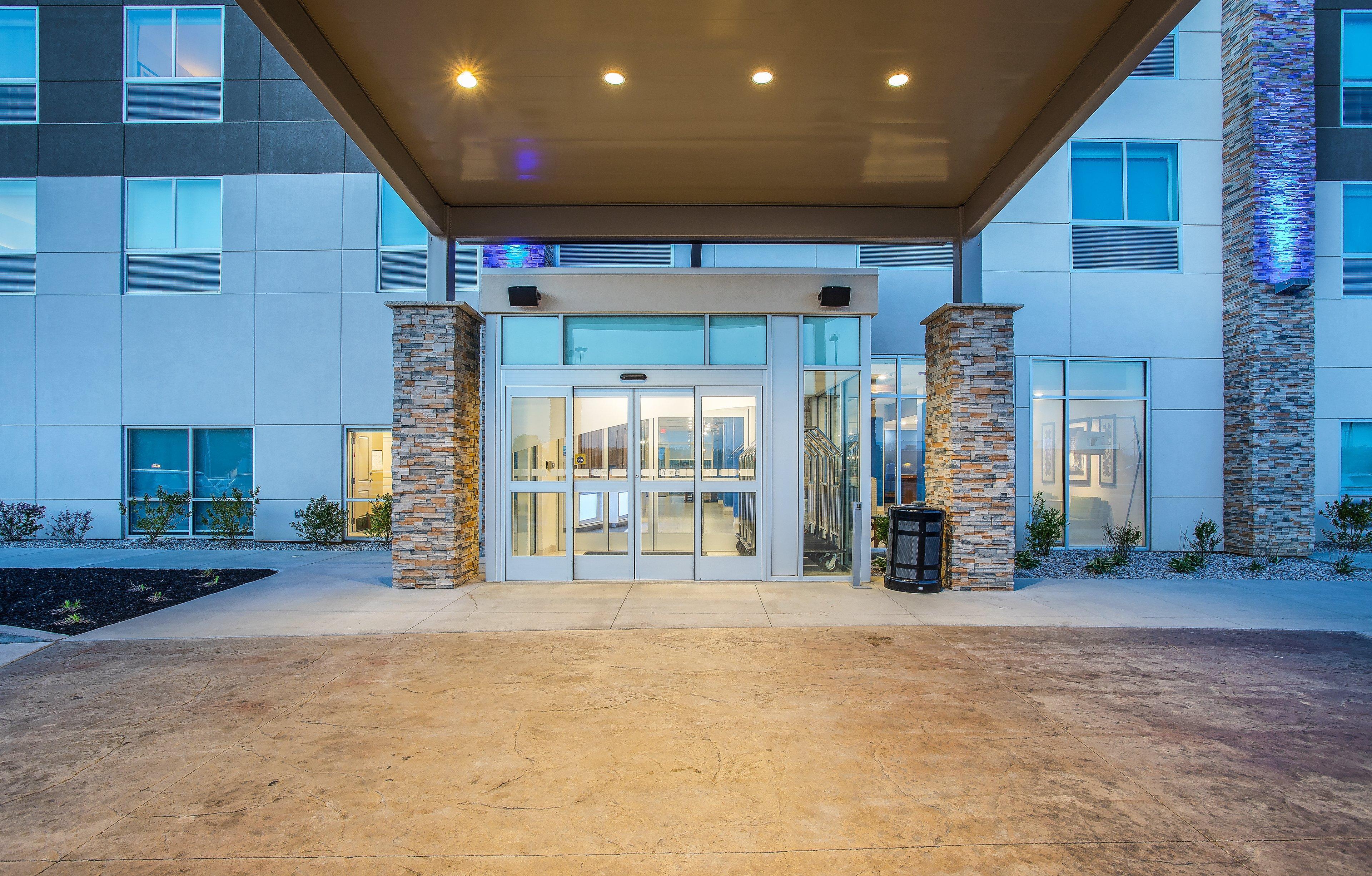 Holiday Inn Express & Suites - Lexington W - Versailles By Ihg Exterior foto